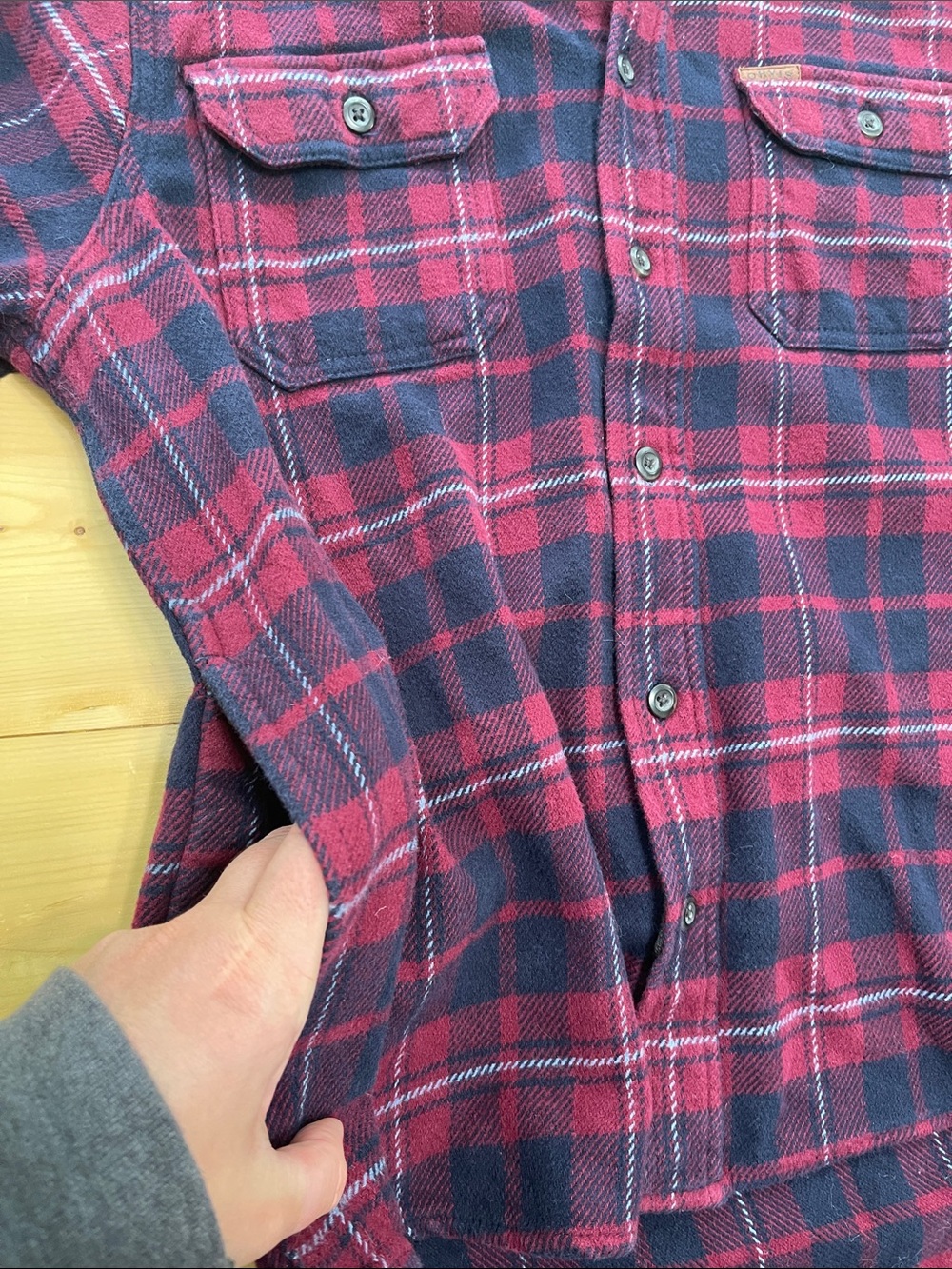 Orvis Big Bear Sangria Red / Navy Blue Tartan Plaid Heavy 100% Cotton Flannel M - Picture 11 of 16